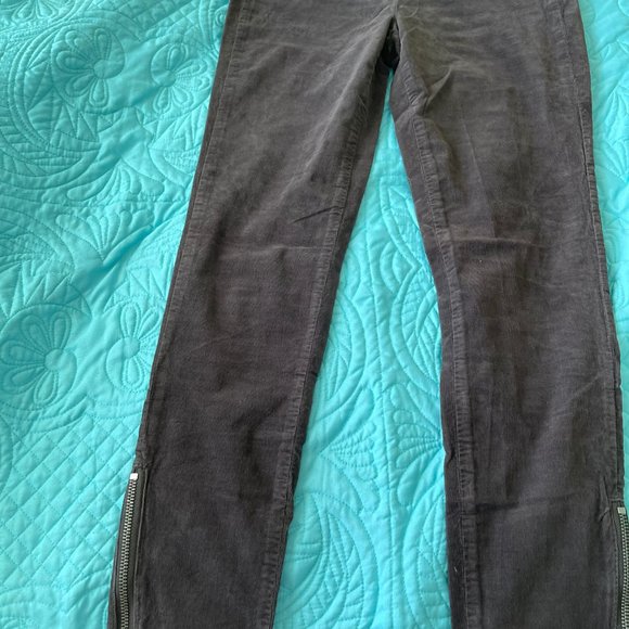 GUESS pants - Picture 3 of 5